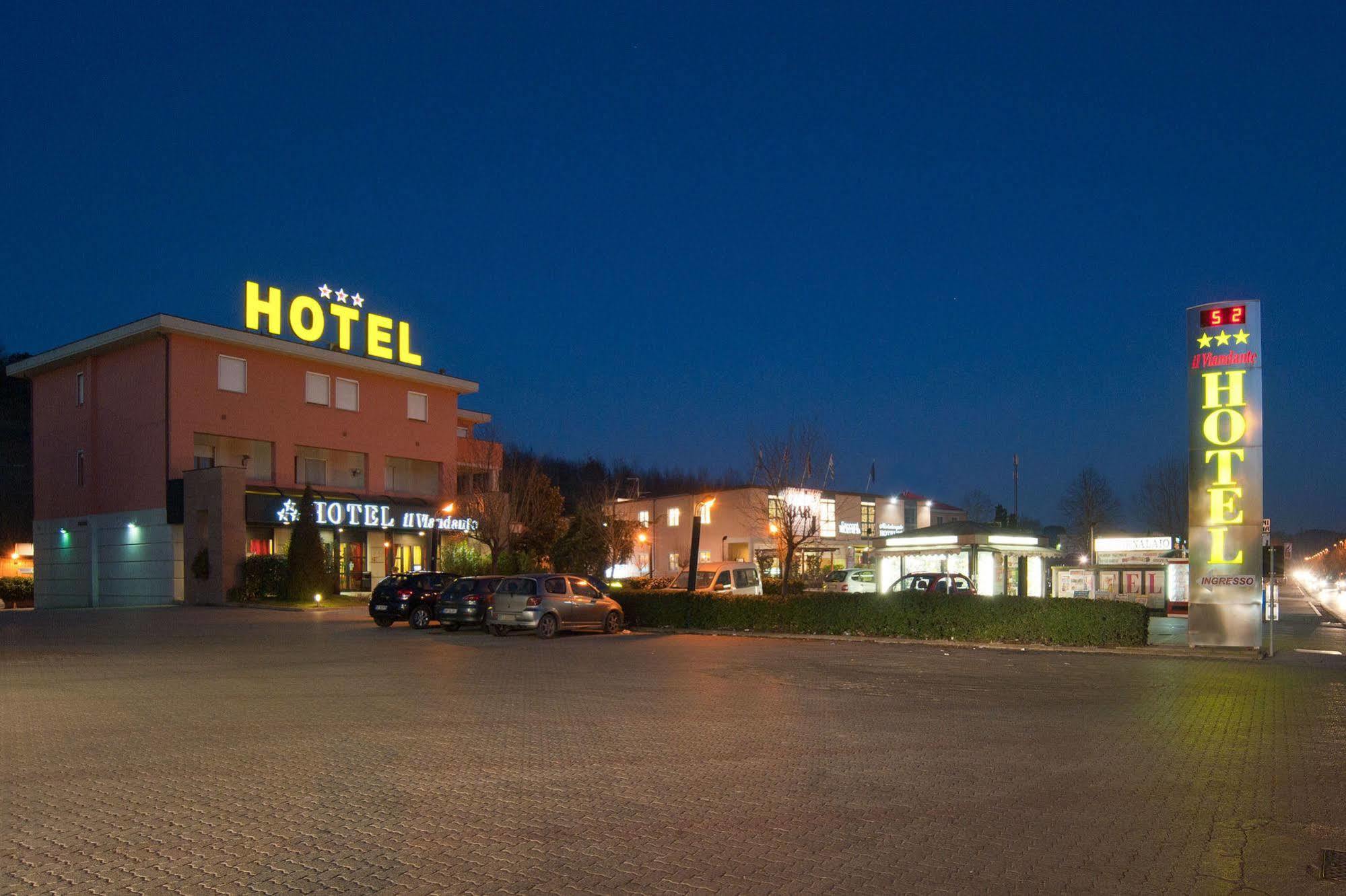 Hotel Il Viandante Террануова-Браччоліні Екстер'єр фото